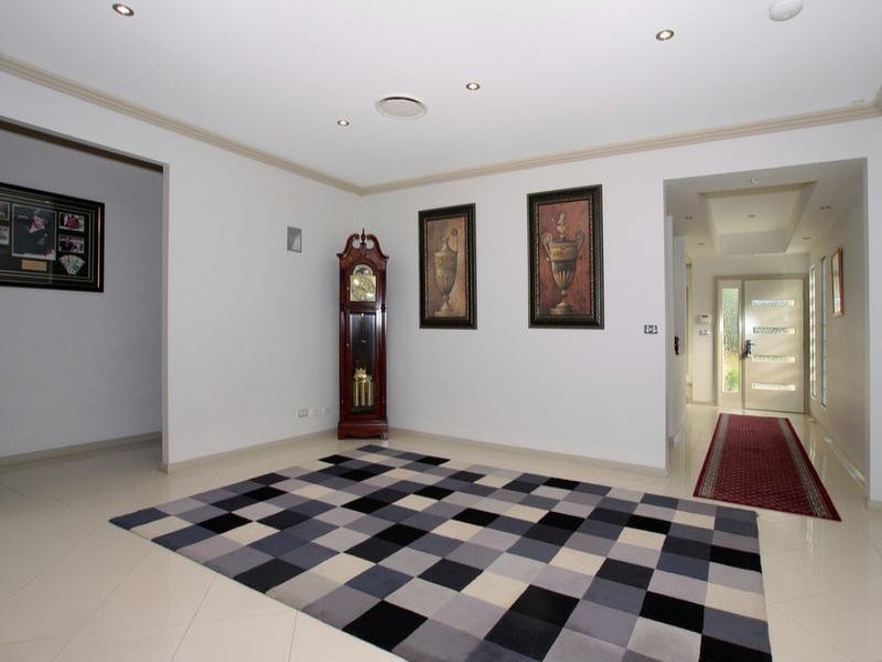 West Hoxton NSW 2171