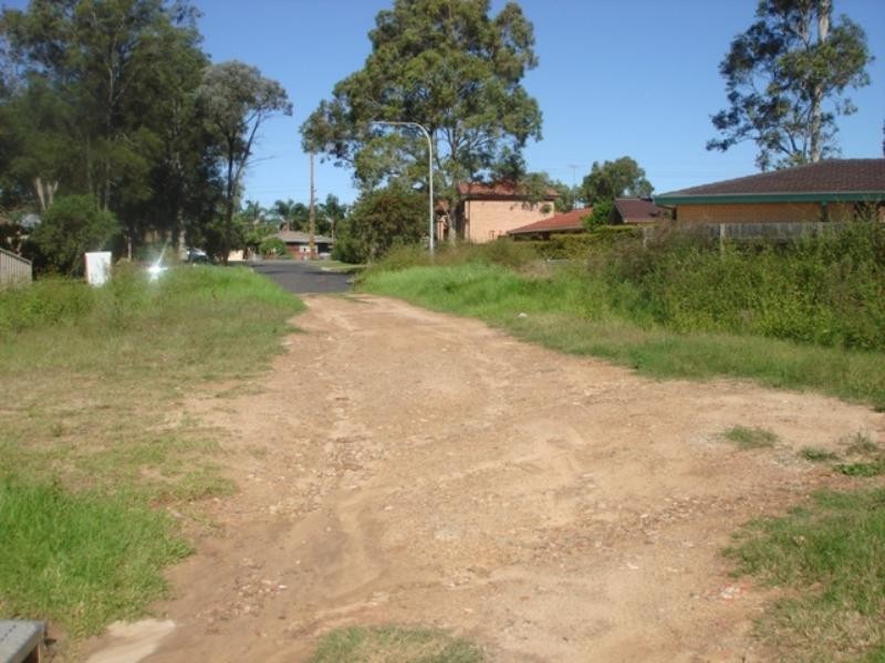 10 Howlett Close, Chipping Norton NSW 2170