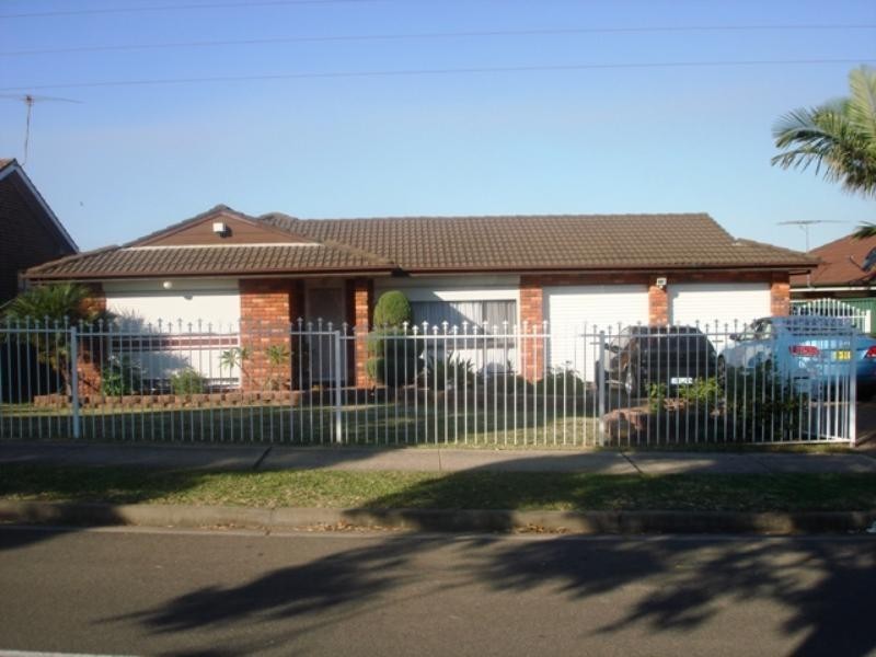 307 Whitford Road, Green Valley NSW 2168