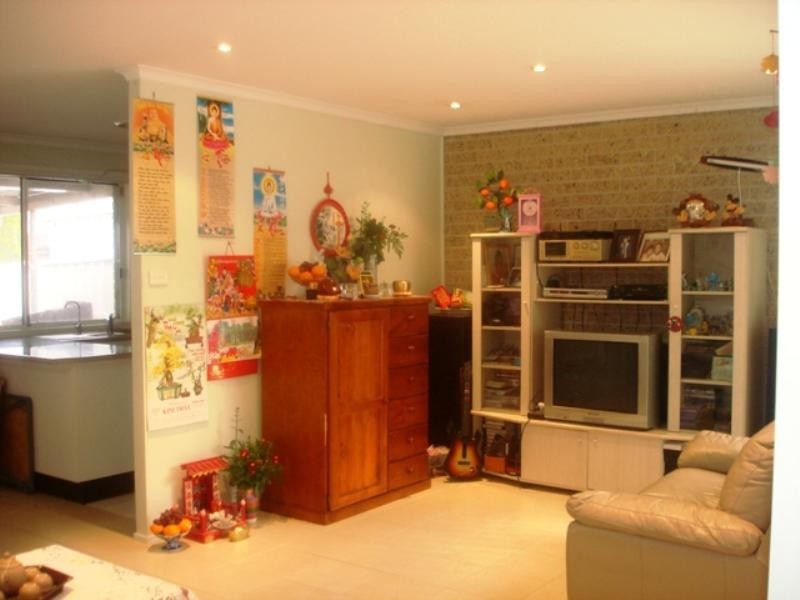 6a Aukane Street, Green Valley NSW 2168