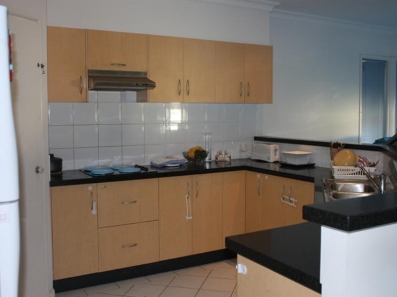 Edensor Park NSW 2176