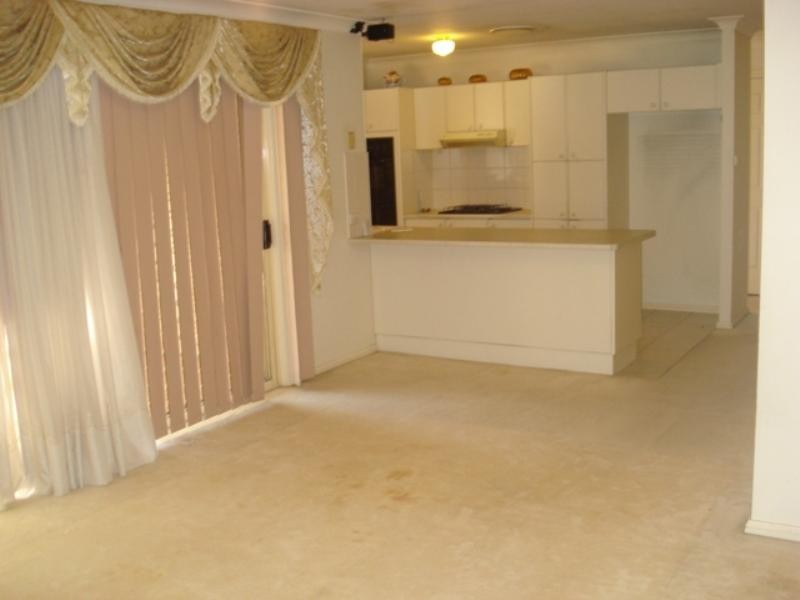 Hoxton Park NSW 2171