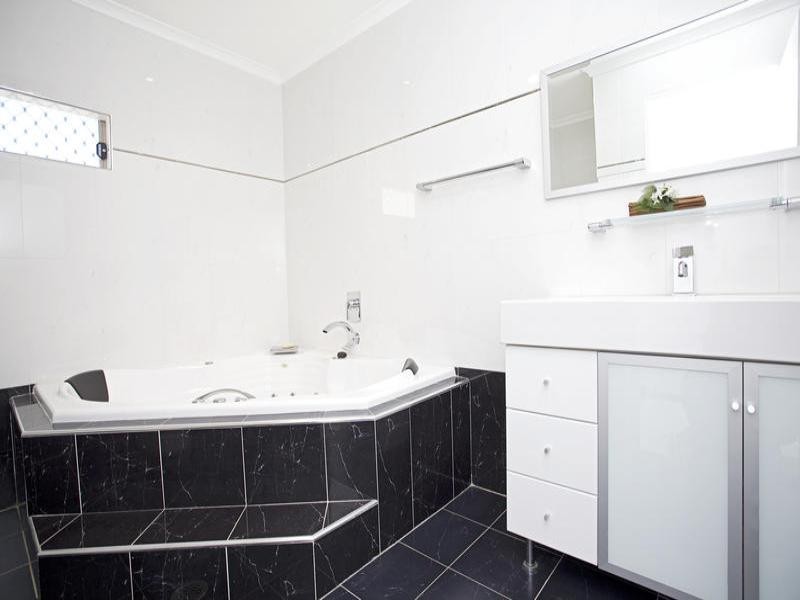 Green Valley NSW 2168