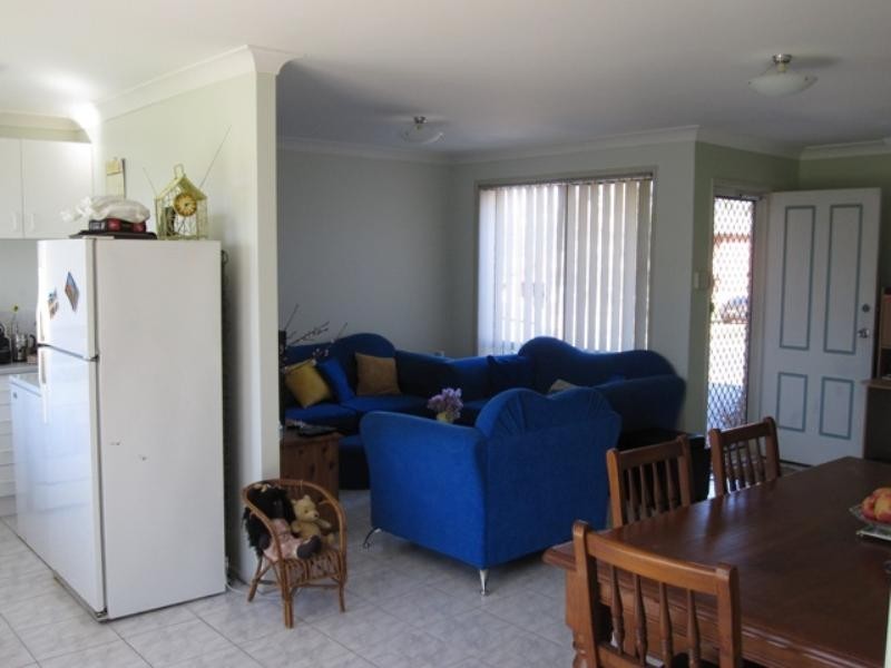 19 Swan Circuit, Green Valley NSW 2168