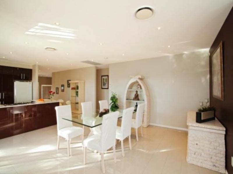 West Hoxton NSW 2171