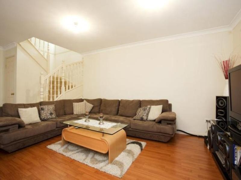 West Hoxton NSW 2171