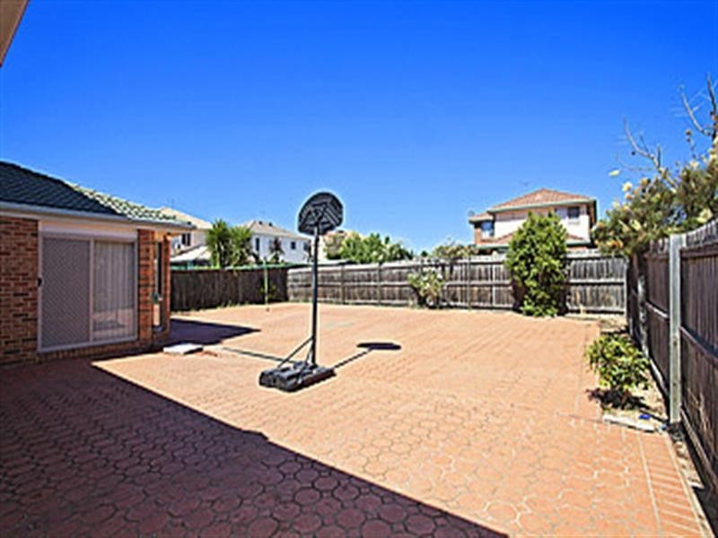 25 Andrews Circuit, Horningsea Park NSW 2171