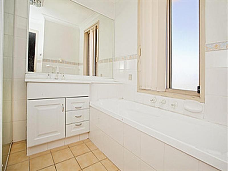 25 Andrews Circuit, Horningsea Park NSW 2171