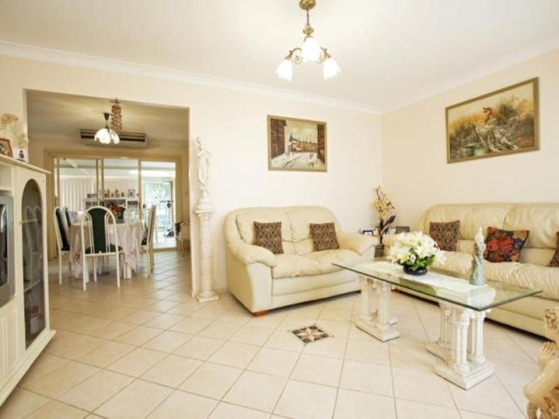 9 Warbler Close, Hinchinbrook NSW 2168