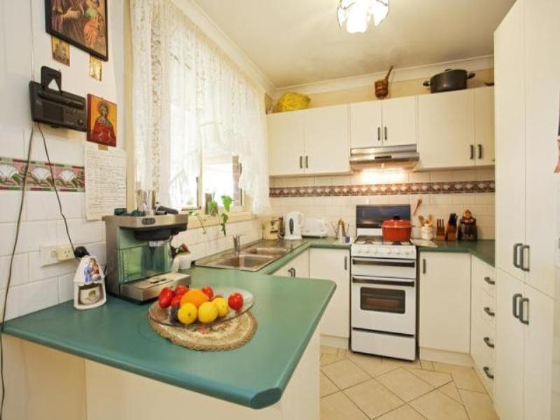 9 Warbler Close, Hinchinbrook NSW 2168