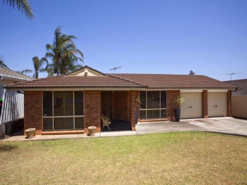 216 Wilson Road, Green Valley NSW 2168