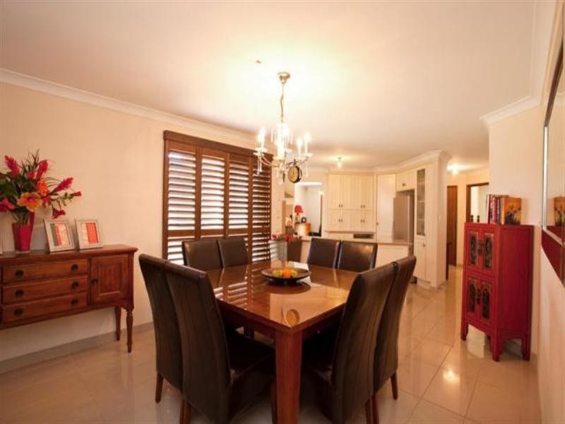 216 Wilson Road, Green Valley NSW 2168