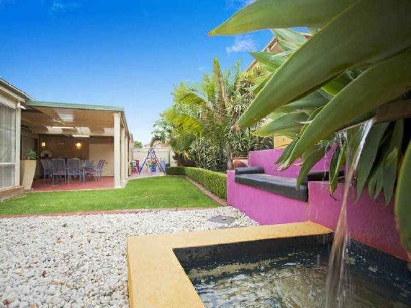 West Hoxton NSW 2171