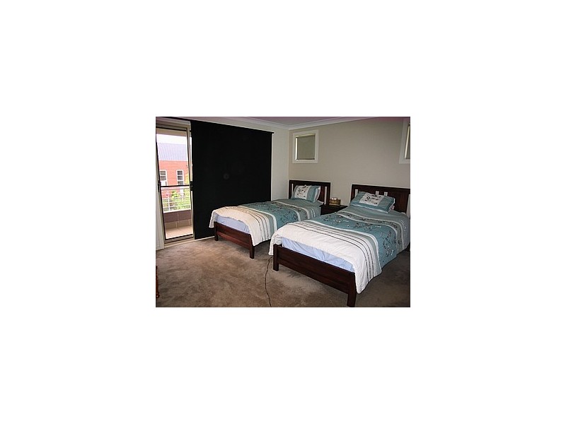 60 Riddell Street, West Hoxton NSW 2171