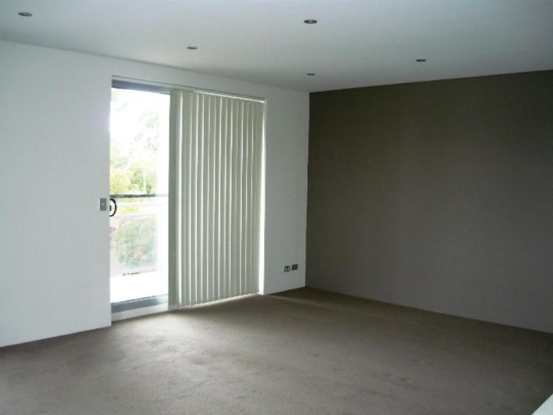 33/12-18 Bathurst Street, Liverpool NSW 2170