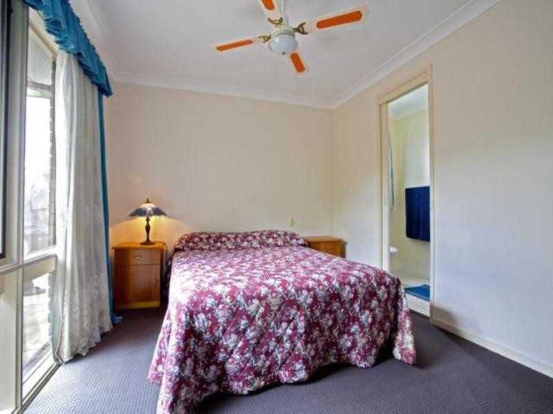 Greenfield Park NSW 2176