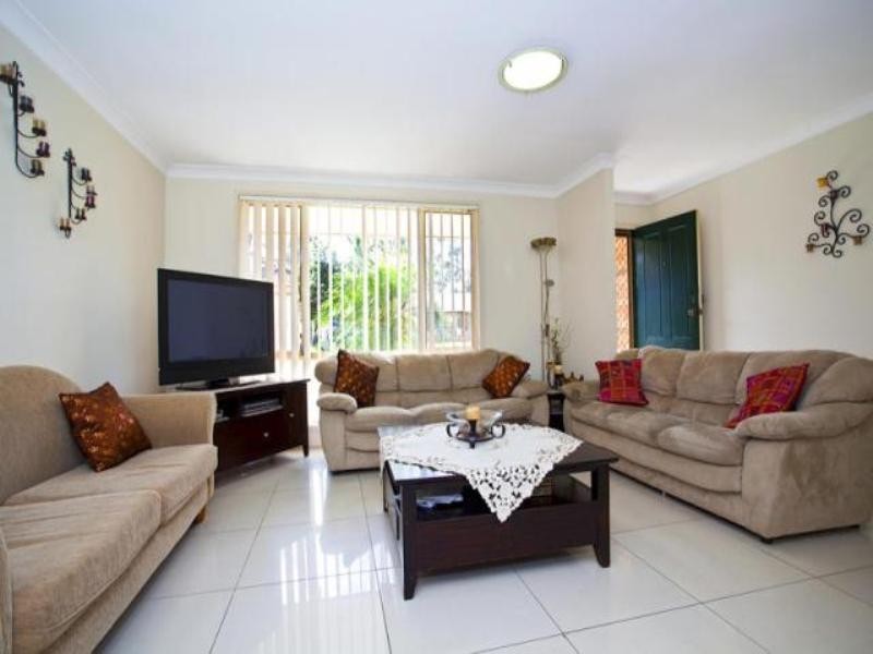 Abbotsbury NSW 2176