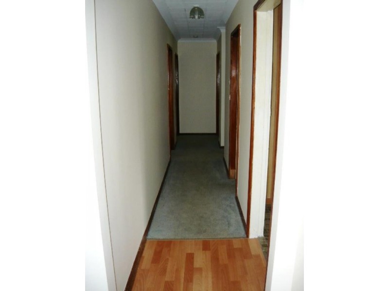 3 Kendee Street, Sadleir NSW 2168