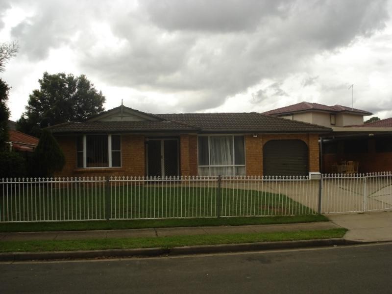 Fairfield West NSW 2165