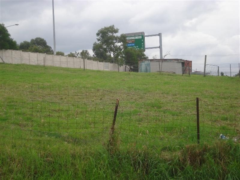 Edensor Park NSW 2176