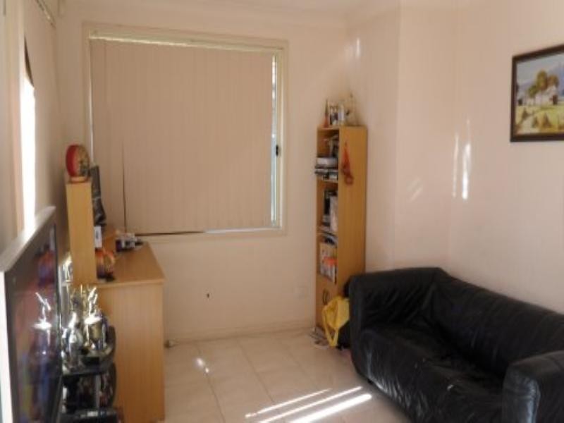 Hoxton Park NSW 2171