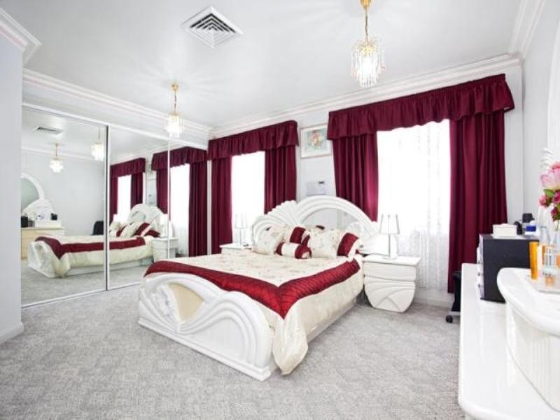 Hinchinbrook NSW 2168