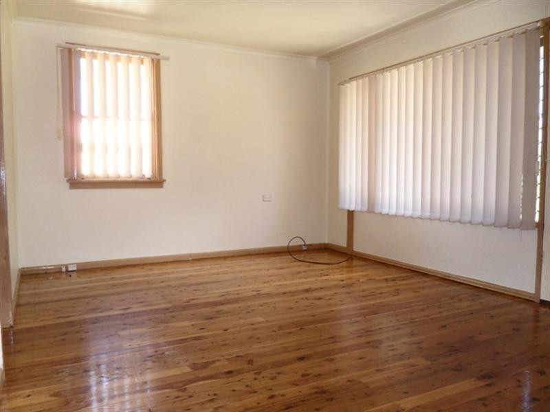 10 Kenilworth Street, Miller NSW 2168