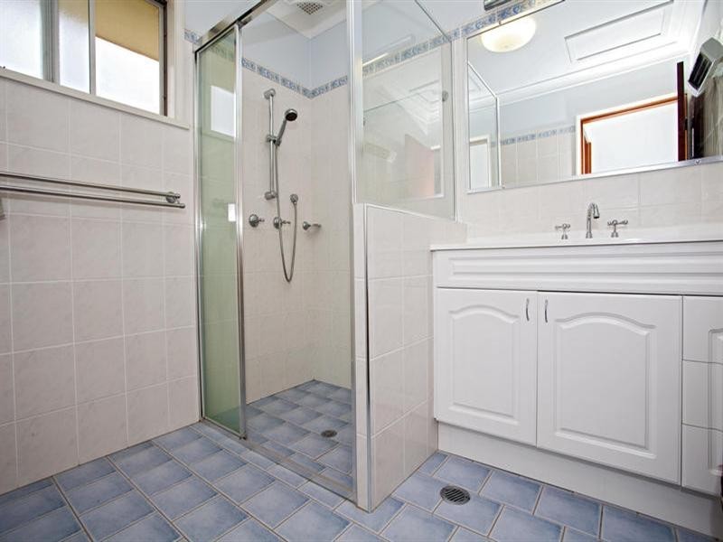 Greenfield Park NSW 2176