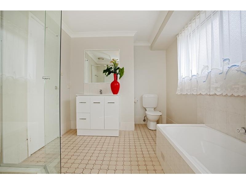 6 Nineteenth Avenue, Hoxton Park NSW 2171