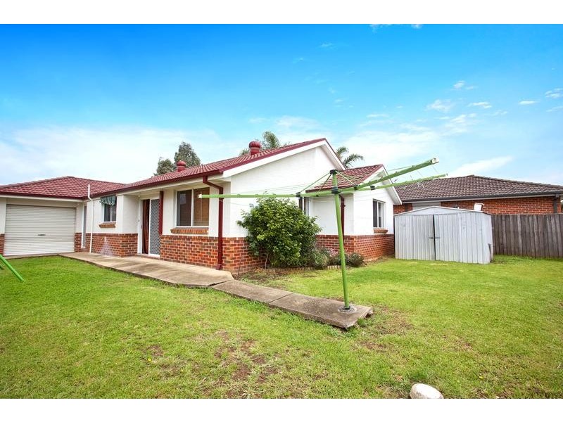 6 Nineteenth Avenue, Hoxton Park NSW 2171