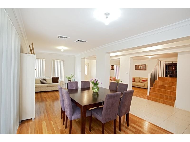 185 Braidwood Drive, Prestons NSW 2170