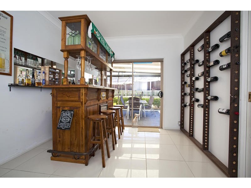 14 Pipon Close, Green Valley NSW 2168