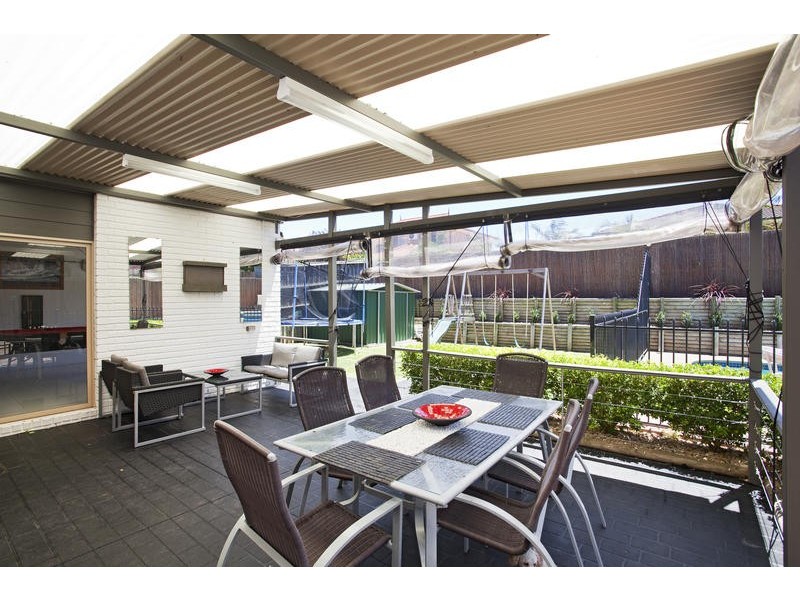 14 Pipon Close, Green Valley NSW 2168