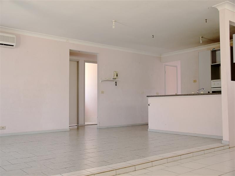 Hoxton Park NSW 2171
