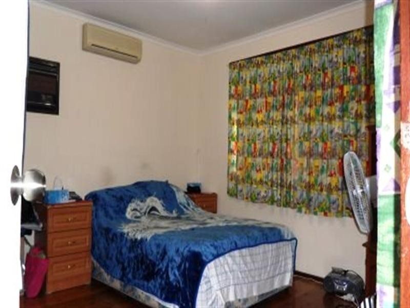 12 Tantani Avenue, Green Valley NSW 2168