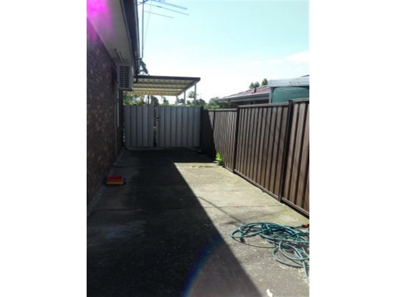 12 Tantani Avenue, Green Valley NSW 2168