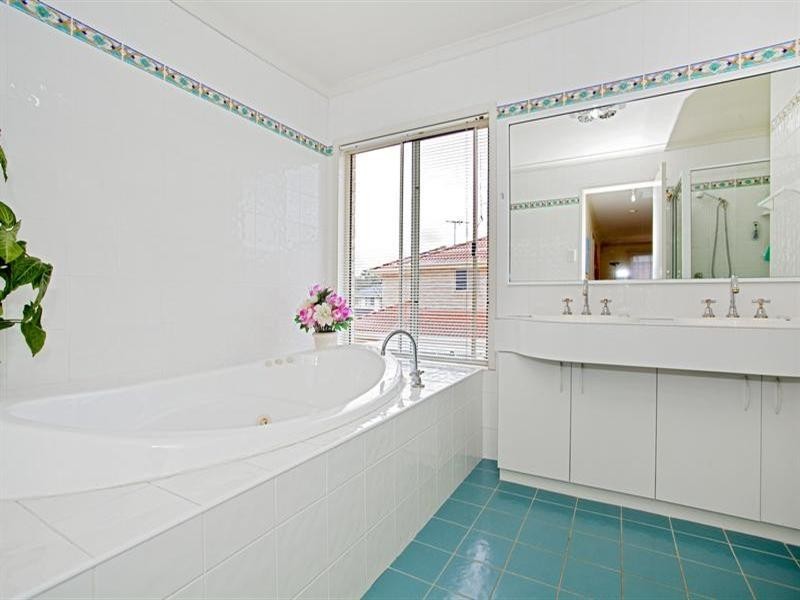 Green Valley NSW 2168