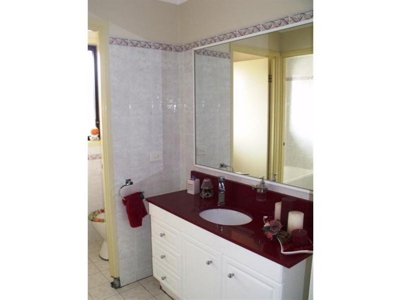 West Hoxton NSW 2171