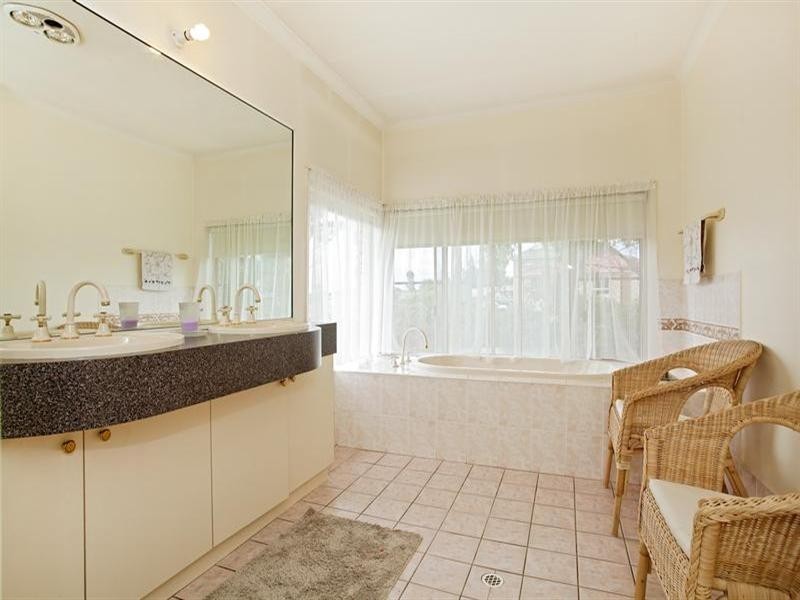 Hinchinbrook NSW 2168