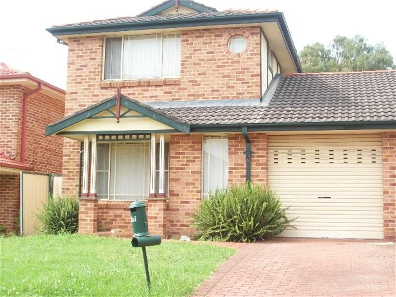 11b Aukane Street, Green Valley NSW 2168