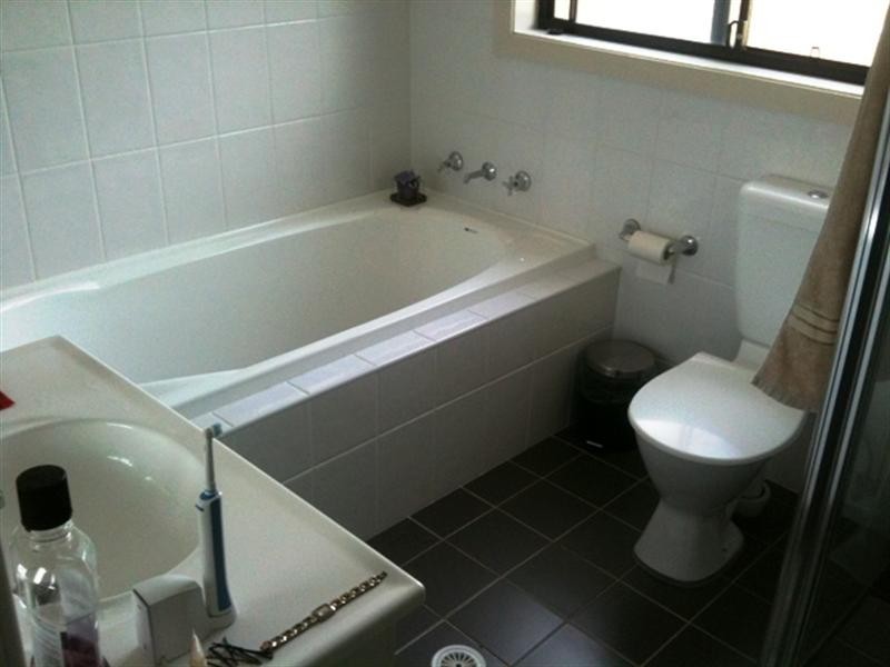 1/4-6 Blackwood Avenue, Casula NSW 2170