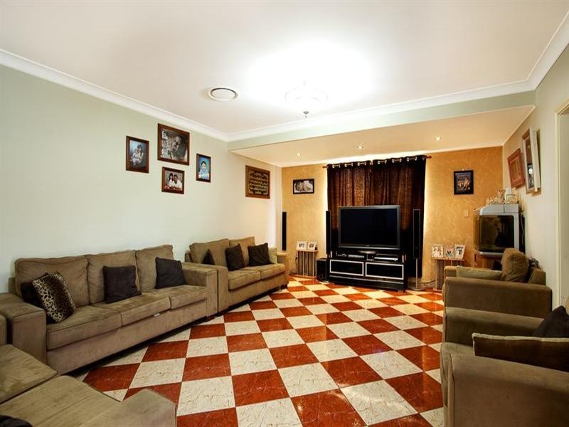 Hinchinbrook NSW 2168