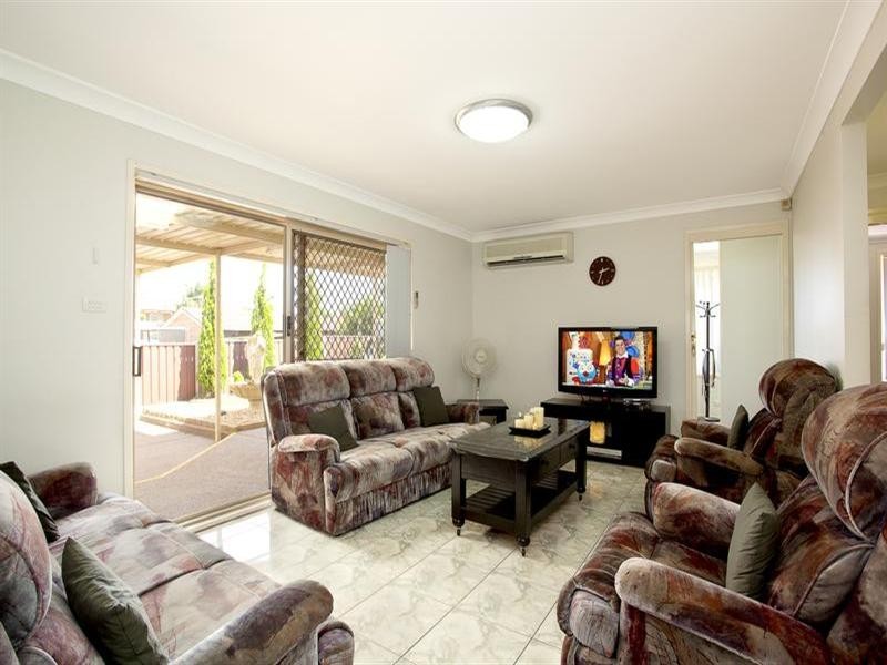 3 Chaffey Place, Bonnyrigg Heights NSW 2177