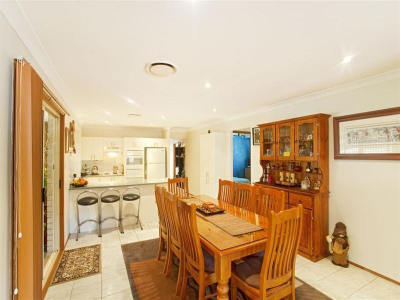 6 Altair Place, Hinchinbrook NSW 2168