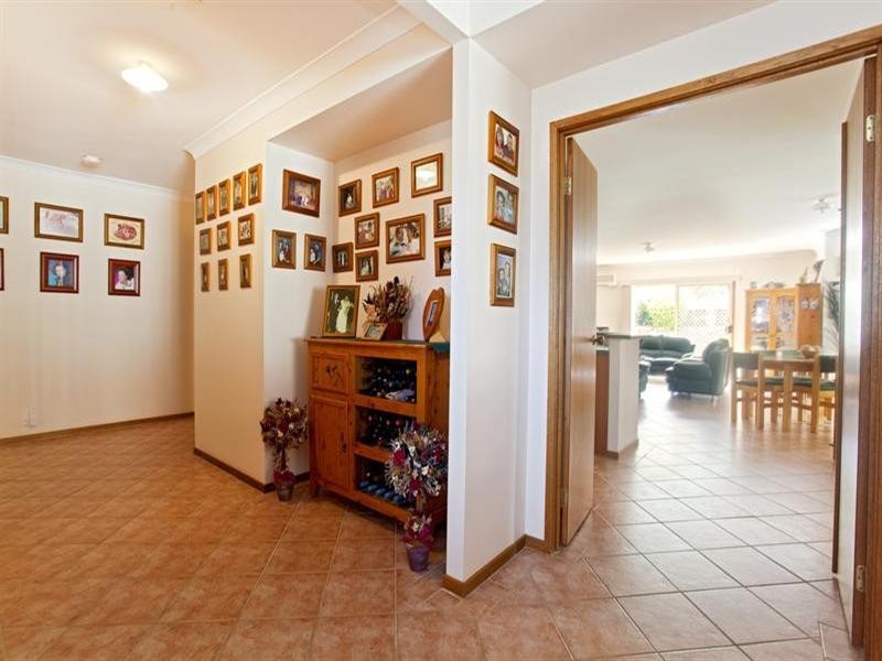 2 Wallis Crescent, Cecil Hills NSW 2171