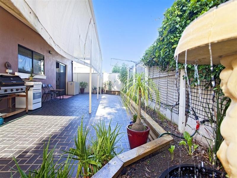 20 Lamattina Place, Green Valley NSW 2168