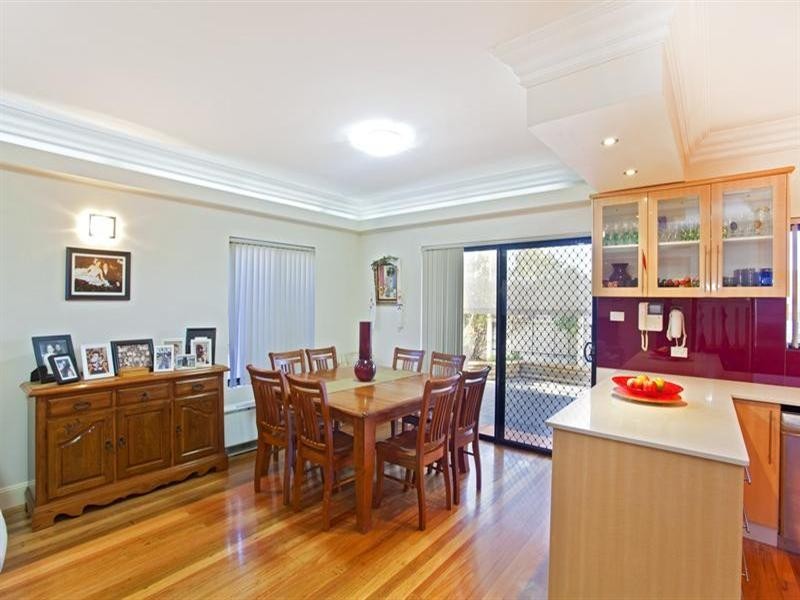 20 Lamattina Place, Green Valley NSW 2168