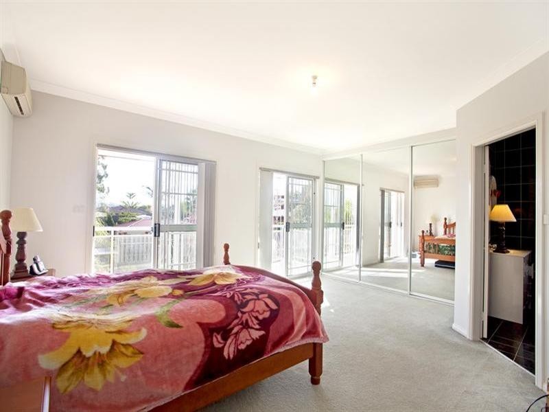 Hinchinbrook NSW 2168