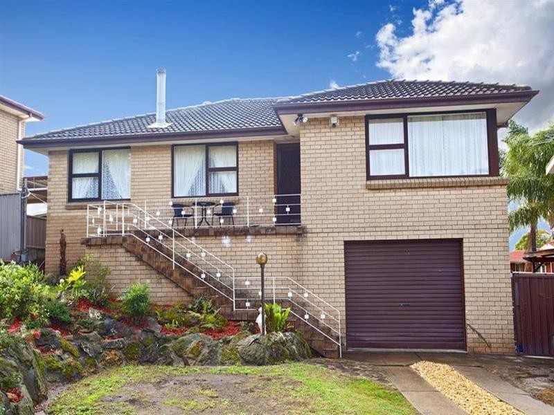 83 St Andrews Boulevard, Casula NSW 2170