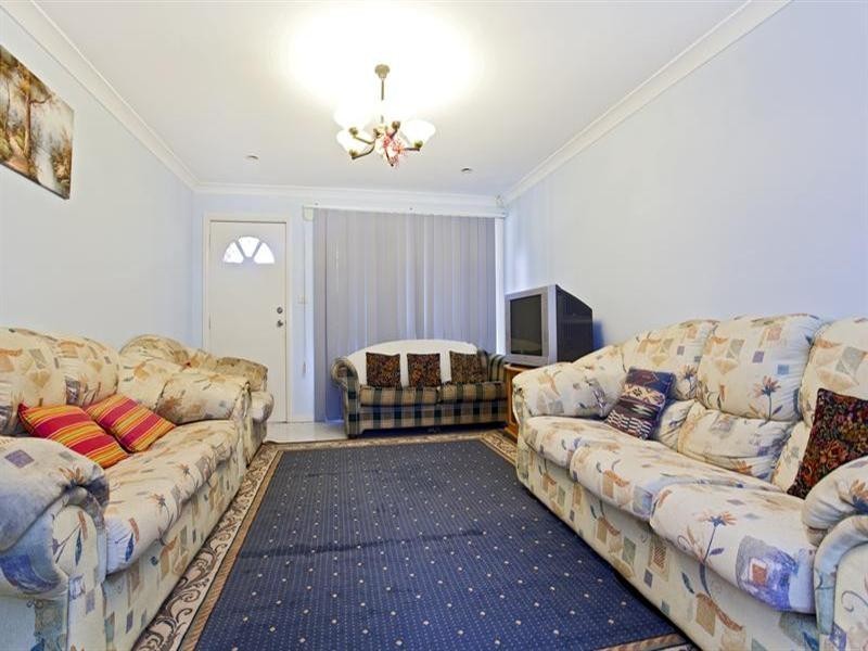 11B First Avenue, Hoxton Park NSW 2171